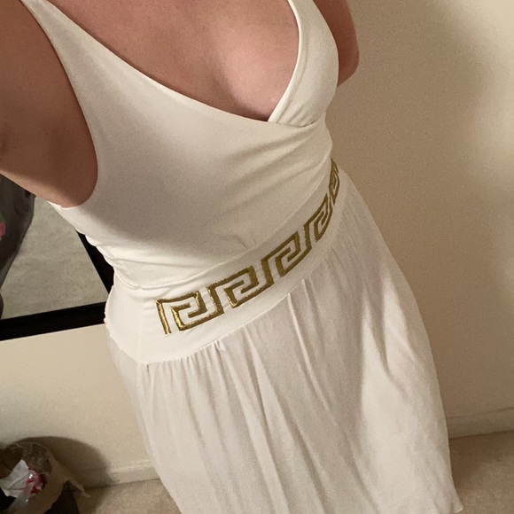 Greek Dress - Picture 2 of 3